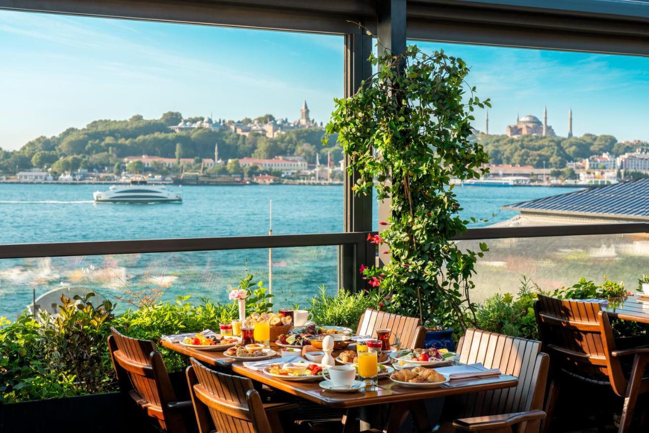 Novotel Istanbul Bosphorus Hotel Εξωτερικό φωτογραφία Breakfast at the Four Seasons Hotel Istanbul