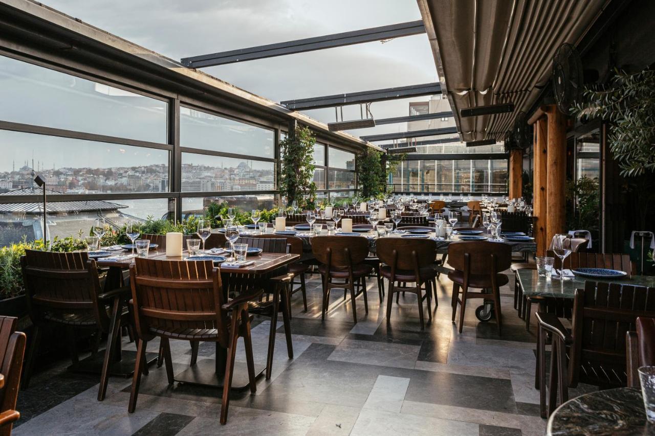Novotel Istanbul Bosphorus Hotel Εξωτερικό φωτογραφία The restaurant's interior