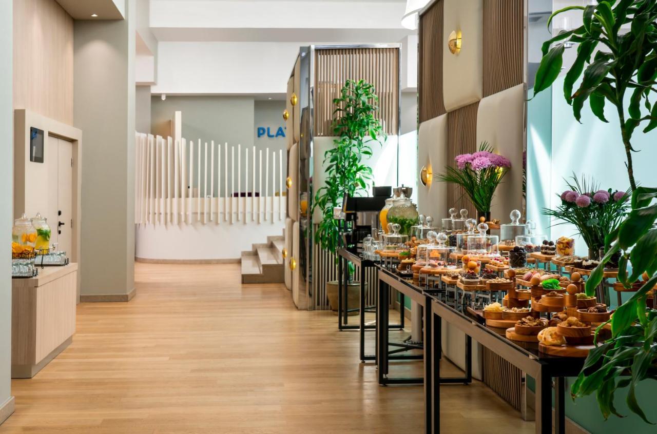Novotel Istanbul Bosphorus Hotel Εξωτερικό φωτογραφία The Plaza Business Club at Frankfurt Airport