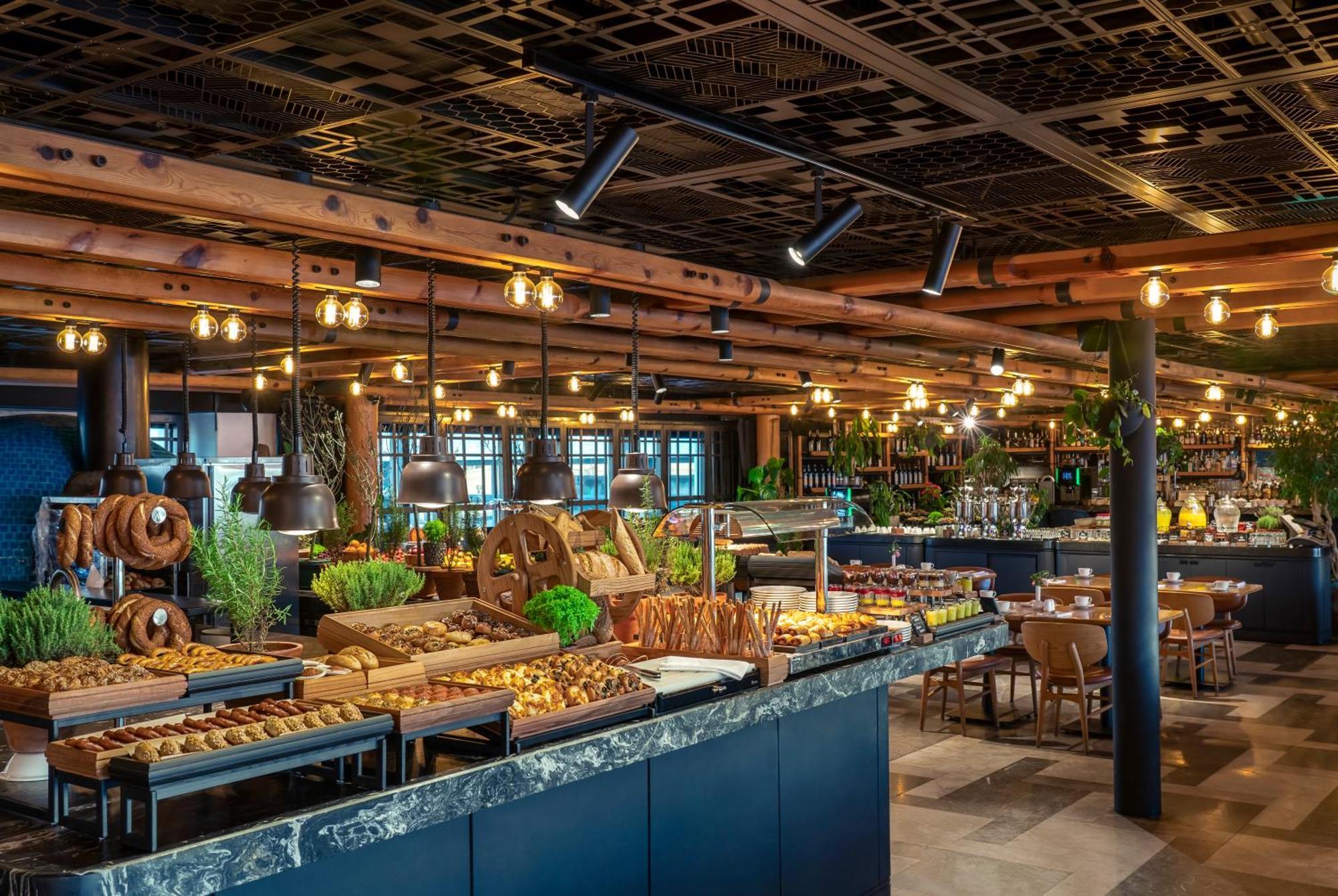 Novotel Istanbul Bosphorus Hotel Εξωτερικό φωτογραφία The restaurant
