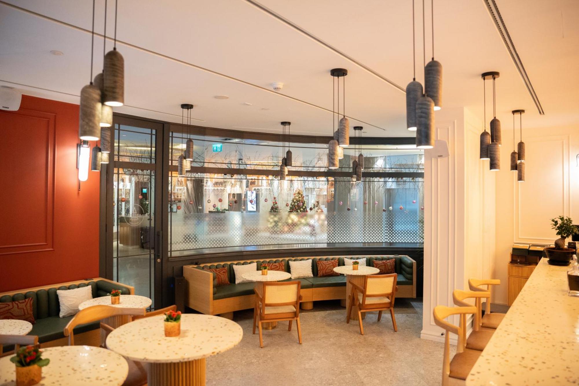 Novotel Istanbul Bosphorus Hotel Εξωτερικό φωτογραφία The interior of the restaurant