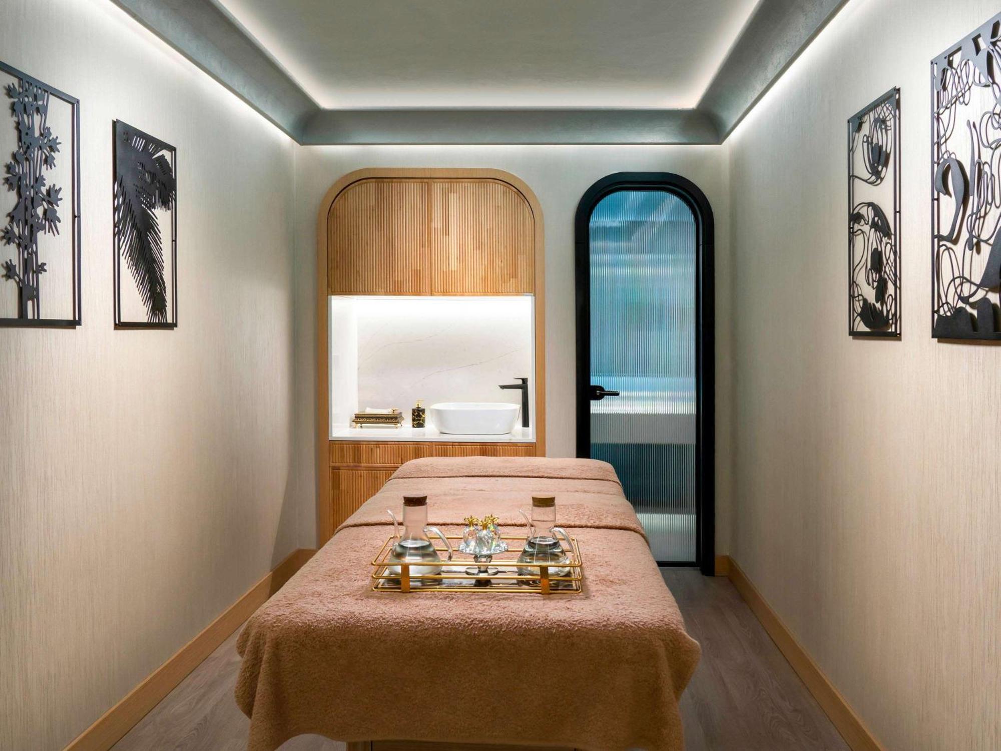 Novotel Istanbul Bosphorus Hotel Εξωτερικό φωτογραφία Treatment room